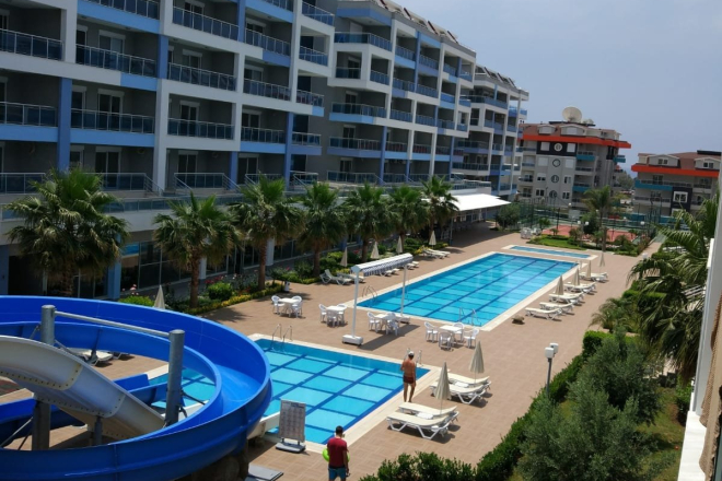 Spacious 1+1 Apartment in Kestel with Resort-Style Facilities Near the Sea