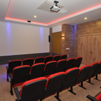 Spacious 1+1 Apartment in Kestel with Resort-Style Facilities Near the Sea