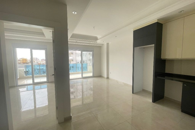 Modern 1+1 Apartment in Mahmutlar with Resort Facilities and Rental Potential