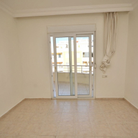 Spacious 4+1 Apartment in Mahmutlar — 170 m² with Panoramic City Views Near the Sea