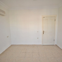 Spacious 4+1 Apartment in Mahmutlar — 170 m² with Panoramic City Views Near the Sea