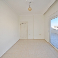 Spacious 4+1 Apartment in Mahmutlar — 170 m² with Panoramic City Views Near the Sea