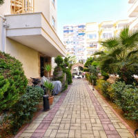 Spacious 4+1 Apartment in Mahmutlar — 170 m² with Panoramic City Views Near the Sea