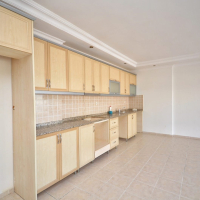 Spacious 4+1 Apartment in Mahmutlar — 170 m² with Panoramic City Views Near the Sea