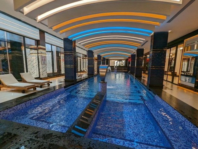 Modern 1+1 Apartment with Resort-Style Infrastructure and High Rental Potential in Mahmutlar