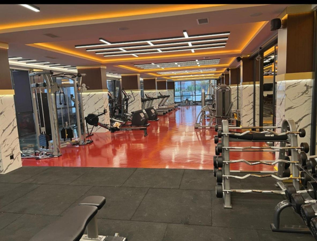 Modern 1+1 Apartment with Resort-Style Infrastructure and High Rental Potential in Mahmutlar