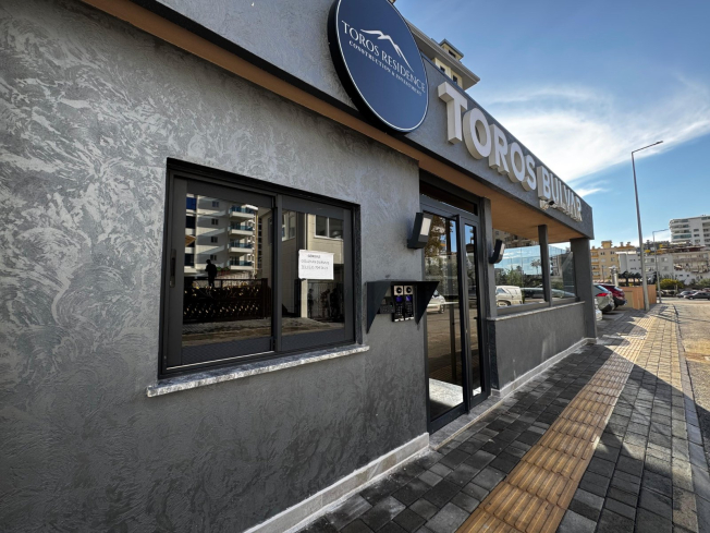 Spacious 2+1 Apartment in a New Building in Mahmutlar — Ideal for Living or Rental