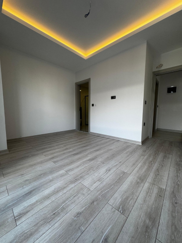 Spacious 2+1 Apartment in a New Building in Mahmutlar — Ideal for Living or Rental