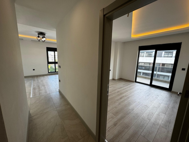 Spacious 2+1 Apartment in a New Building in Mahmutlar — Ideal for Living or Rental