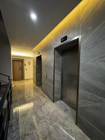 Spacious 2+1 Apartment in a New Building in Mahmutlar — Ideal for Living or Rental