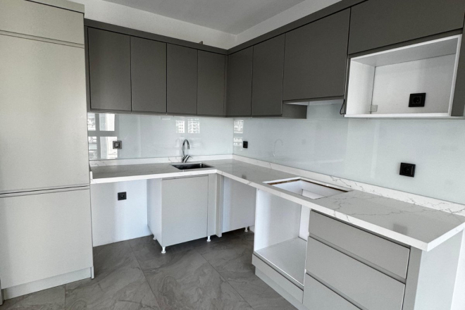 Spacious 2+1 Apartment in a New Building in Mahmutlar — Ideal for Living or Rental