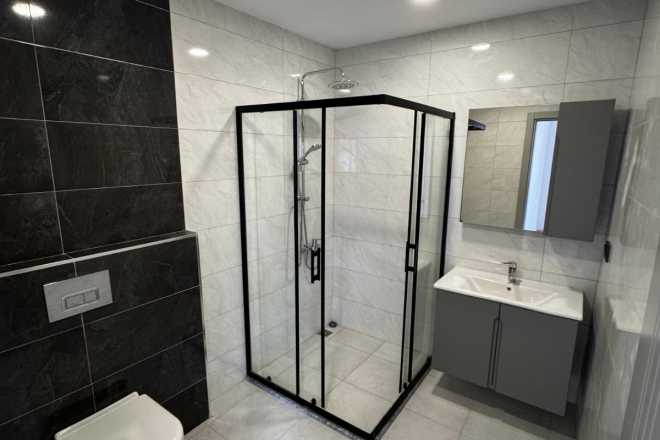 Spacious 2+1 Apartment in a New Building in Mahmutlar — Ideal for Living or Rental