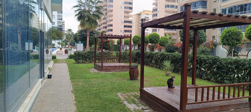 Furnished 1+1 Apartment in Mahmutlar with Resort-Style Infrastructure