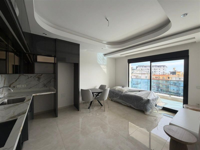 Modern 1+1 Apartment in Alanya City Center with Hotel-Style Infrastructure
