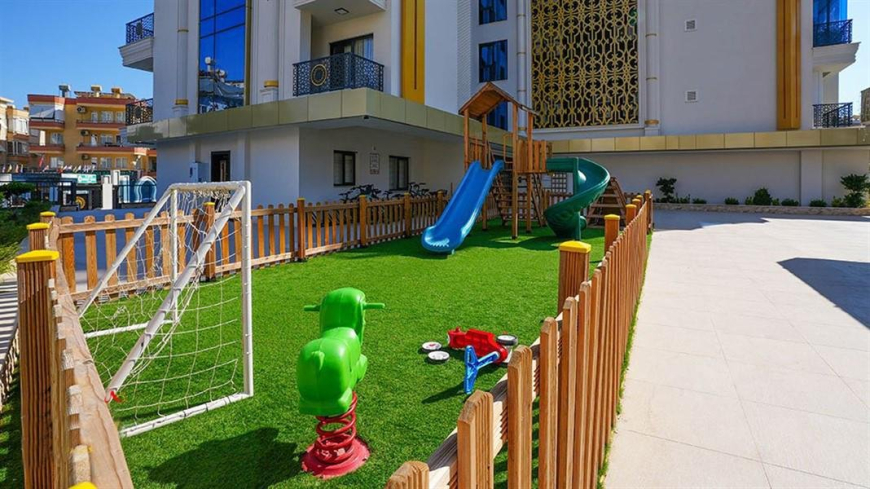 Modern 1+1 Apartment in Alanya City Center with Hotel-Style Infrastructure