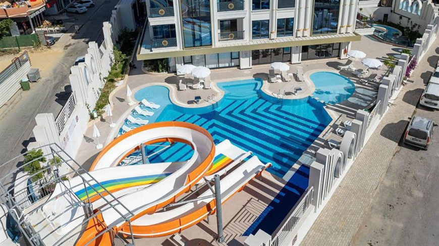 Modern 1+1 Apartment in Alanya City Center with Hotel-Style Infrastructure