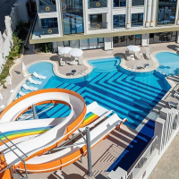 Modern 1+1 Apartment in Alanya City Center with Hotel-Style Infrastructure