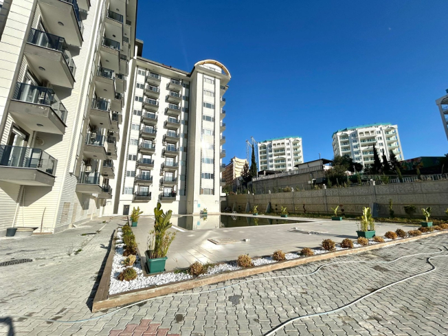 New 1+1 Apartment in Avsallar with City and Nature Views