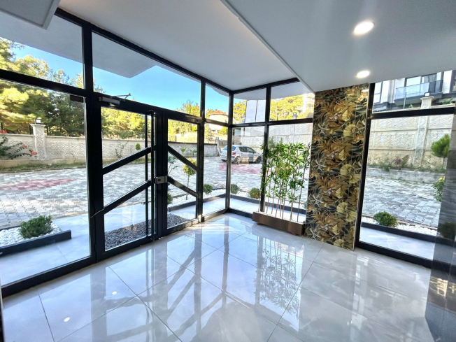 New 1+1 Apartment in Avsallar with City and Nature Views