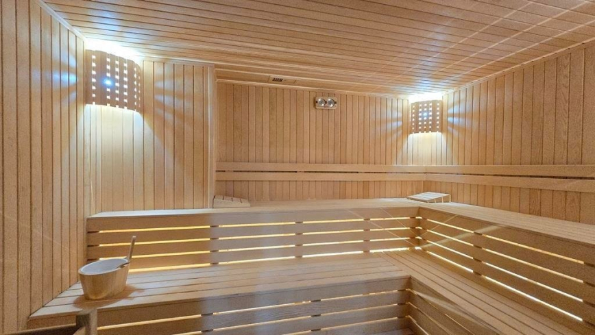 New 1+1 apartment in Mahmutlar with installment plan near the sea