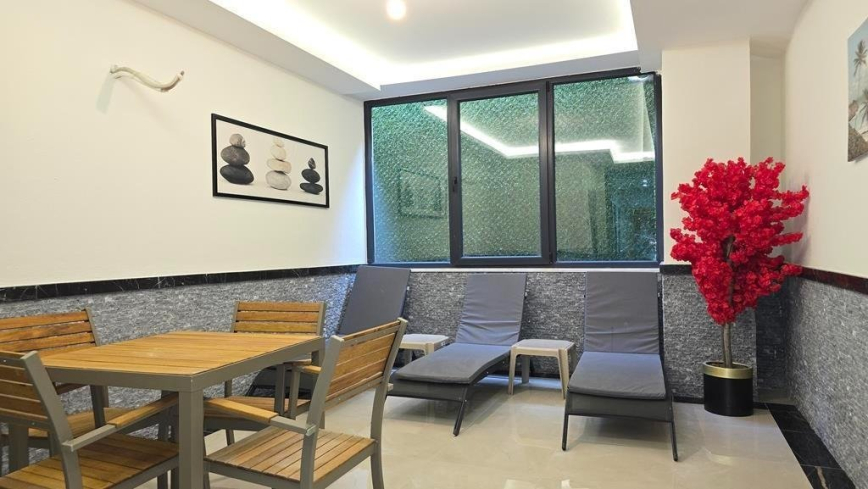 New 1+1 apartment in Mahmutlar with installment plan near the sea