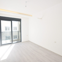 New 1+1 apartment in Mahmutlar with installment plan near the sea