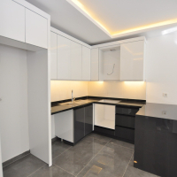 New 1+1 apartment in Mahmutlar with installment plan near the sea