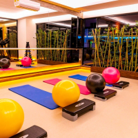 Modern Apartment in Mahmutlar with Resort Facilities and Rental Opportunity