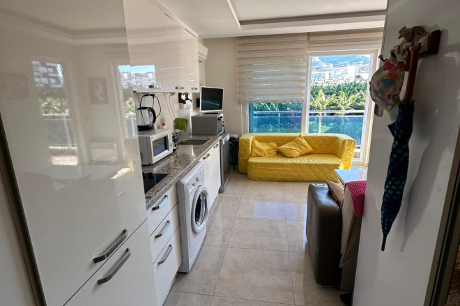 Compact Studio Apartment Near the Sea in Mahmutlar at an Affordable Price