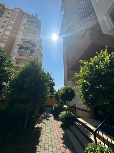 Spacious 1+1 Apartment Just 200 Meters from the Sea in Mahmutlar