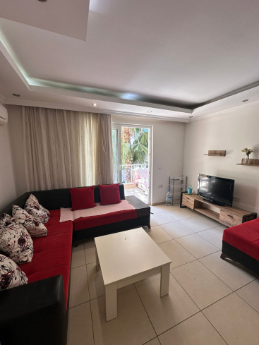 Spacious 1+1 Apartment Just 200 Meters from the Sea in Mahmutlar