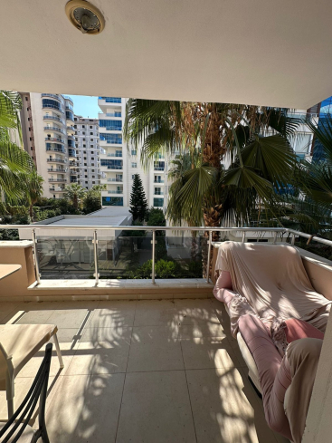 Spacious 1+1 Apartment Just 200 Meters from the Sea in Mahmutlar