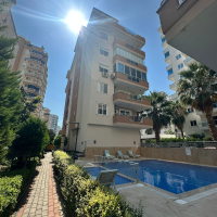 Spacious 1+1 Apartment Just 200 Meters from the Sea in Mahmutlar