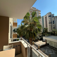 Spacious 1+1 Apartment Just 200 Meters from the Sea in Mahmutlar