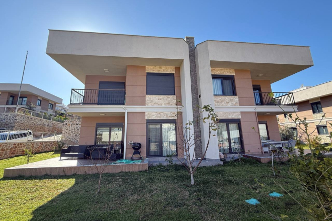 Fully Furnished 3+1 Villa with Private Garden in a Quiet Area of Kargicak