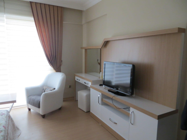 Fully Furnished Studio Apartment Just 300 Meters from the Sea in Mahmutlar