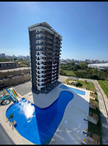 High-Floor Studio Apartment with Panoramic Views in Mahmutlar