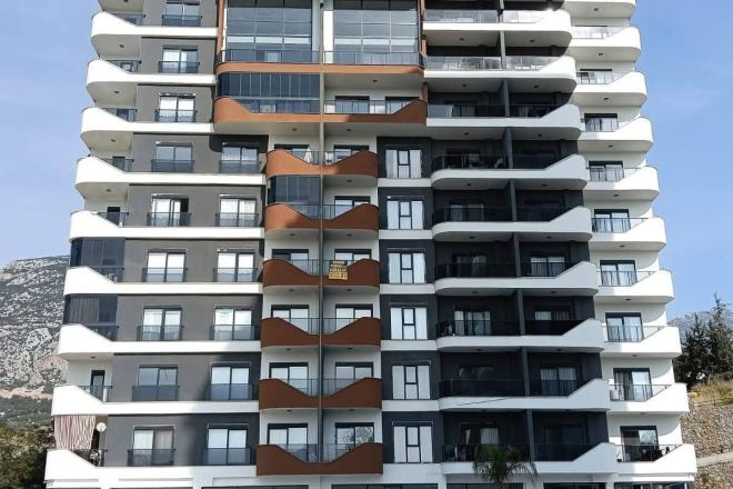 High-Floor Studio Apartment with Panoramic Views in Mahmutlar