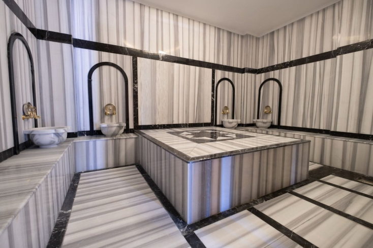 1+1 Apartment Just 100 Meters from the Sea in Prestigious Kargicak