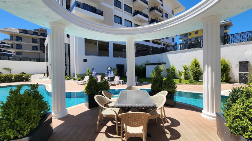 1+1 Apartment Just 100 Meters from the Sea in Prestigious Kargicak