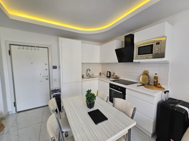 Fully Furnished 1+1 Apartment Suitable for Living and Rental in Alanya
