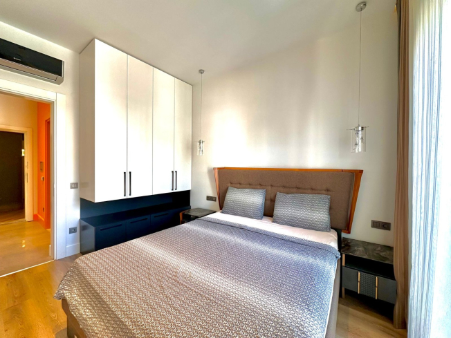 Modern 1+1 Apartment Near Cleopatra Beach — Ideal for Rental and Residence Permit