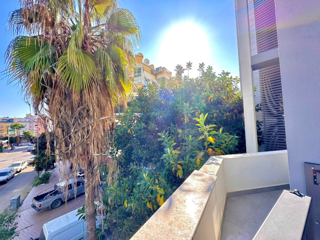 Modern 1+1 Apartment Near Cleopatra Beach — Ideal for Rental and Residence Permit