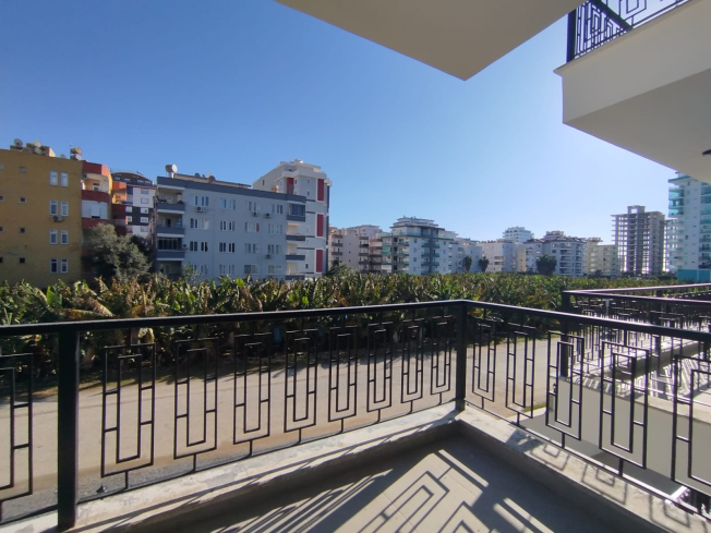 New Apartment Within Walking Distance to the Sea in Mahmutlar