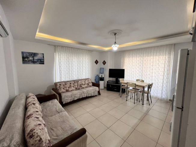 Move-in ready 1+1 apartment near the sea in Mahmutlar
