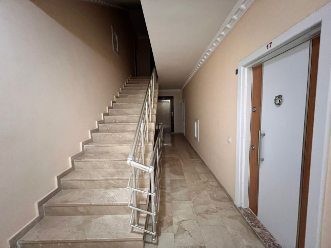 Move-in ready 1+1 apartment near the sea in Mahmutlar