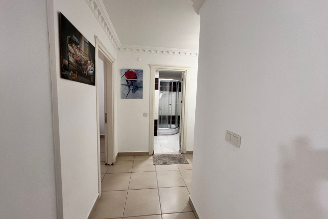 Move-in ready 1+1 apartment near the sea in Mahmutlar