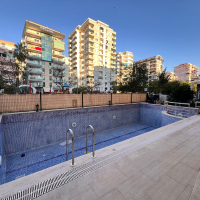 Move-in ready 1+1 apartment near the sea in Mahmutlar