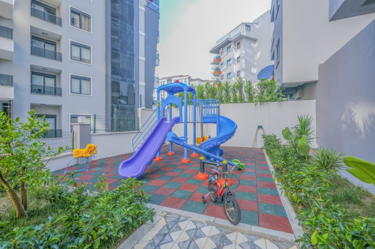 Bright Apartment with Open Views in a New Building in Mahmutlar