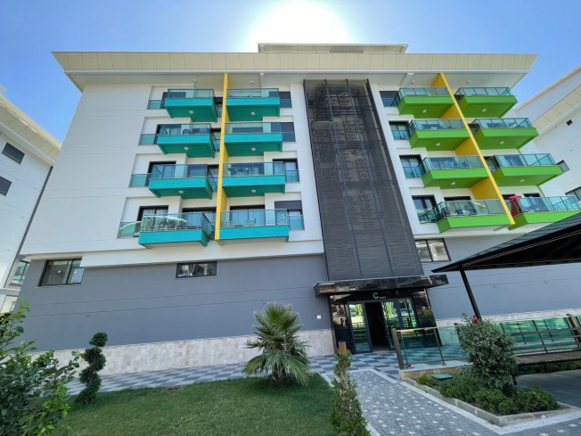 1+1 Apartment for Rent in Alanya, Kargicak — 100 meters to the Beach, New Residence 2023, All Inclusive